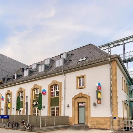 马尔堡旅舍 旅馆